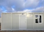Módulo prefabricado 14 m² (6×2,4 m) con zona sanitaria – oficina aislada y dividida (paneles 50 mm)