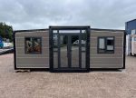 Tiny house XXL «Dallas De Luxe» 12 metros – chalet plegable de 3 dormitorios con acabados premium
