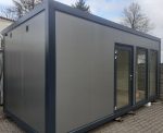 Módulo comercial acristalado 18 m² (6x3 m) con baño – aislamiento premium 100 mm (showroom / oficina)
