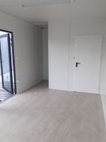 Módulo comercial acristalado 18 m² (6x3 m) con baño – aislamiento premium 100 mm (showroom / oficina)