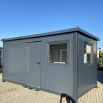 Contenedor oficina y vivienda 5×2,4 m con baño completo y ducha (aislamiento 7,5 cm)