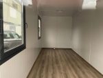 Contenedor de oficina de 6 metros «Prestige» – ventanas de cristal espejo y doble puerta (diseño moderno)