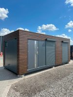 Módulo habitable prefabricado 21 m² (7x3 m) – acabado madera de nogal y baño con bañera