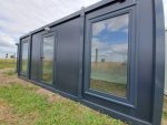 Módulo prefabricado 15 m² «Design» (6×2,5 m) – oficina acristalada antracita (aislada)