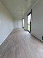 Módulo prefabricado 15 m² «Design» (6×2,5 m) – oficina acristalada antracita (aislada)