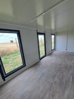 Módulo prefabricado 15 m² «Design» (6×2,5 m) – oficina acristalada antracita (aislada)