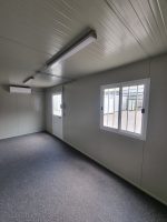 Monobloque de oficina 6×2,5 m (15 m²) – con aire acondicionado Hisense y rejas de seguridad