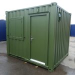 Contenedor de 20 pies equipado «bar quiosco» – aislado con amplia puerta basculante (gris antracita)