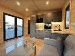 Casa móvil «Tempesta II» 10,5 x 3,8 m – 3 dormitorios con suelo radiante (acabados premium)