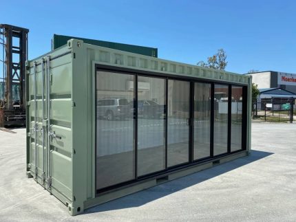 Contenedor de oficina «Glass Studio» 20 pies – maxiventana corredera de 4,5 m y aire acondicionado (nuevo)