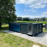 Piscina contenedor premium 8 m con cristal panorámico