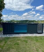 Piscina contenedor premium 8 m con cristal panorámico