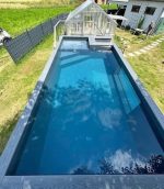 Piscina contenedor premium 8 m con cristal panorámico
