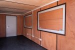 Contenedor de 20 pies equipado «quiosco bar» – aislado con 2 ventanillas de venta