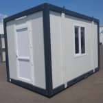 Módulo prefabricado 10 m² aislado (4×2,4 m) – oficina con baño opcional y parqué
