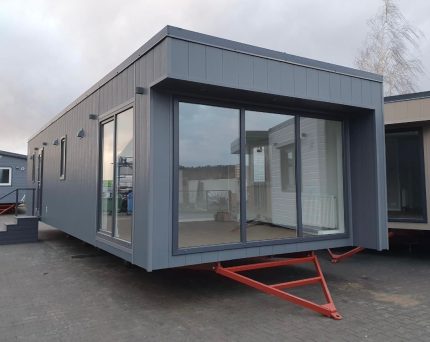 Casa móvil «Campo III» 12x4 m – formato maxi con 4 dormitorios (preinstalación de gas)