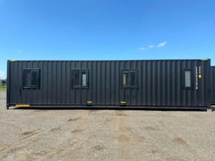 Casa contenedor 40 pies HC (High Cube) – alojamiento 12 m «Black Edition» con cocina y baño (nuevo)
