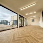 Contenedor modular 40 pies oficina/cantina – diseño «Black Edition» con amplios ventanales (antivandalismo)
