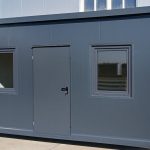 Contenedor social 21 m² (7x3 m) «Full Pack» – cocina, baño con ducha y vestuario (aislamiento 100 mm)