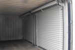 Contenedor de 20 pies modificado con 2 puertas enrollables laterales (repintado)