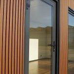 Módulo prefabricado 18 m² (6x3 m) – diseño moderno y aislamiento 100 mm (oficina/showroom)